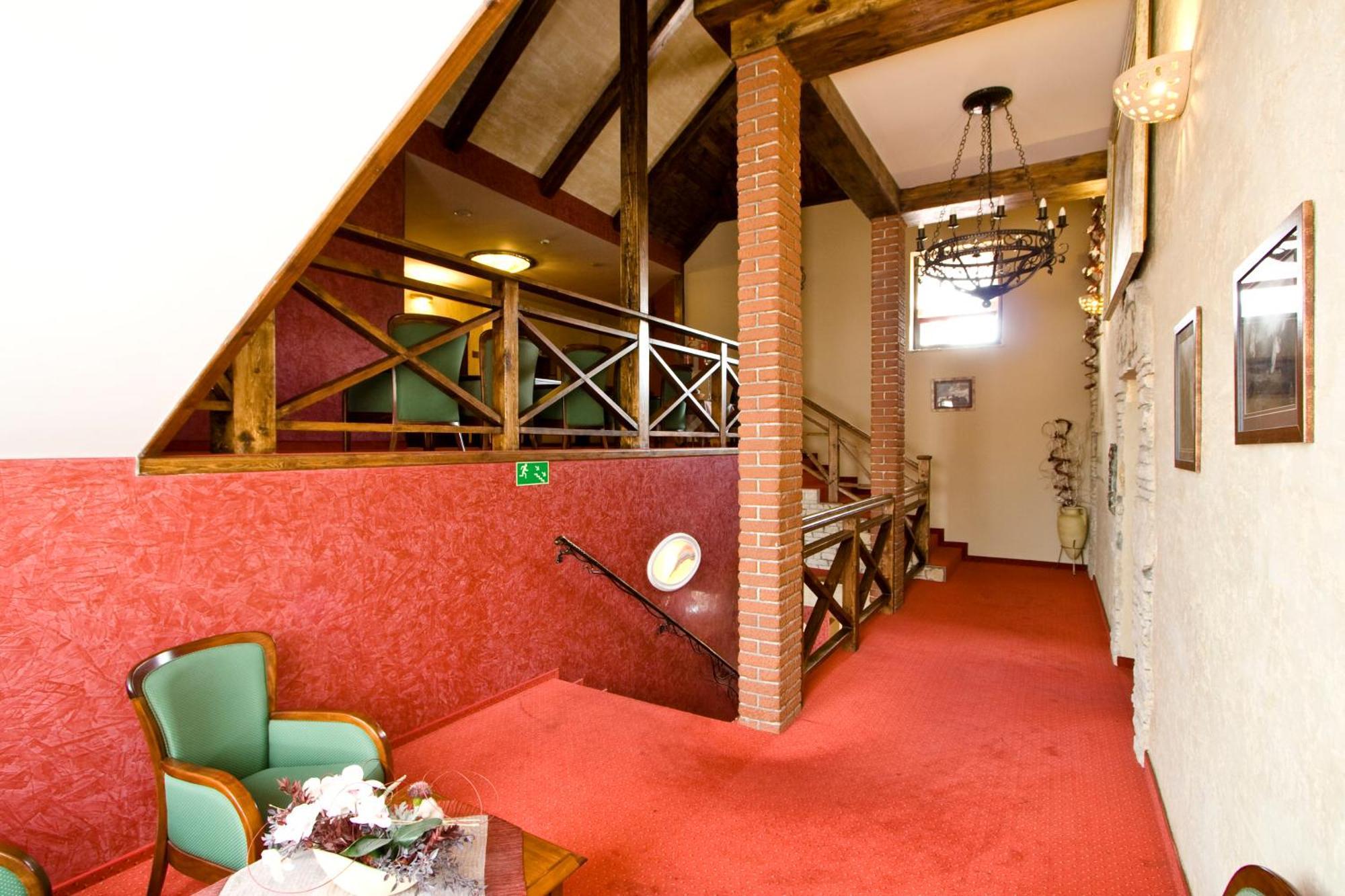 קרושיצה Resort Jura מראה חיצוני תמונה