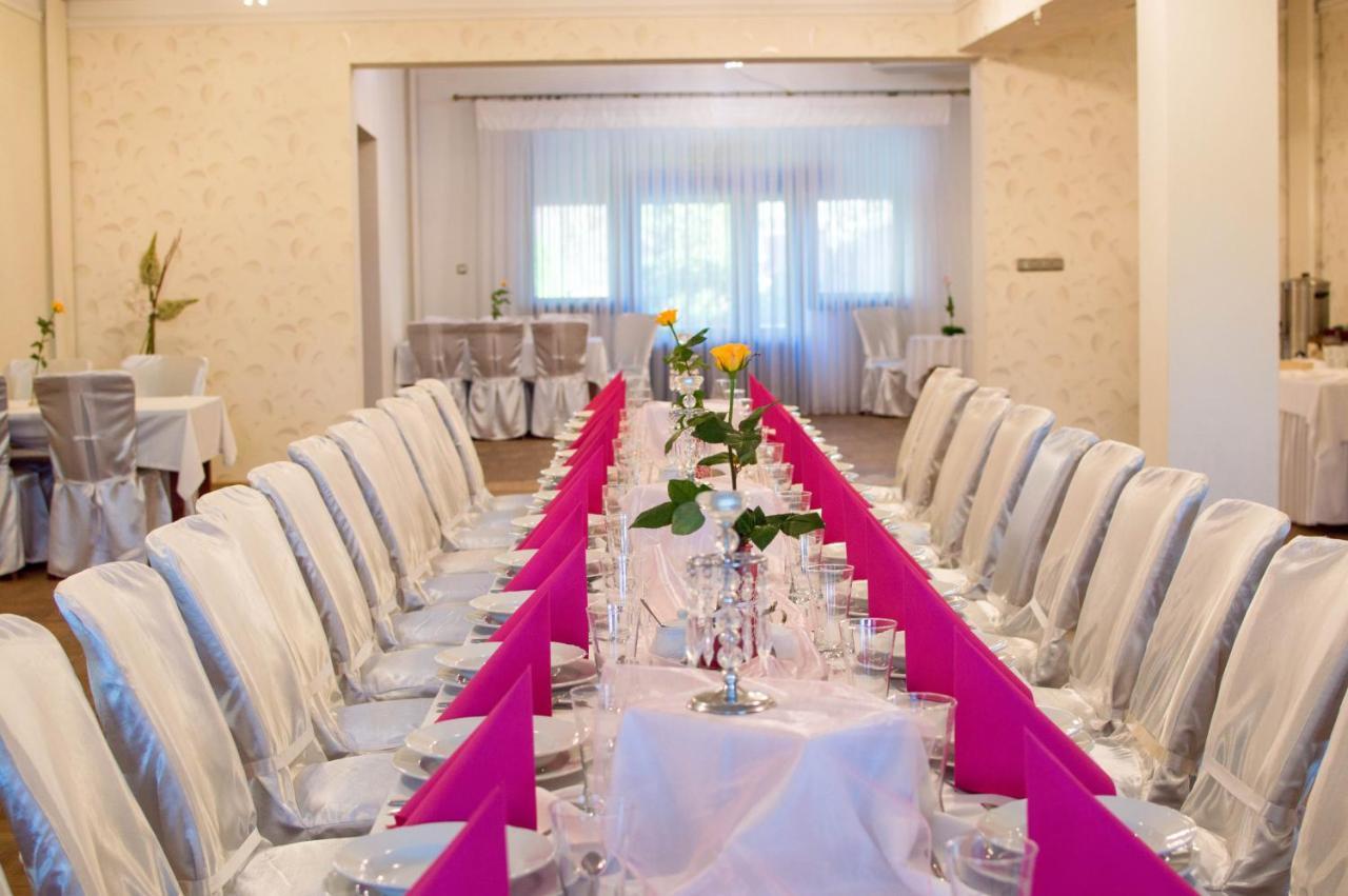 קרושיצה Resort Jura מראה חיצוני תמונה
